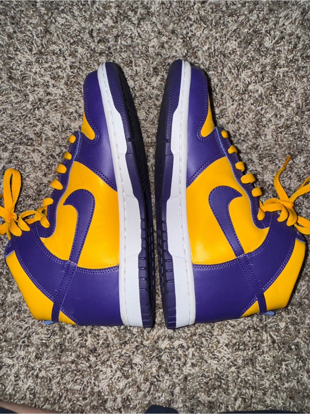 Nike Dunk High Laker’s (Mens 7, Womens 8.5)